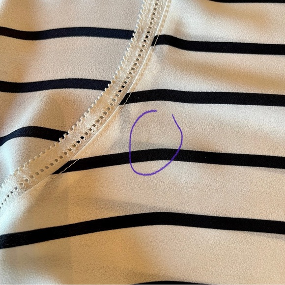 NWOT - Banana Republic - Silky Black/ White Stripe Tee with Picot Trim / Large - Picture 10 of 12